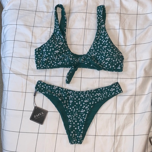 ZAFUL green floral tie knot bikini, NWT, size M - Picture 1 of 9